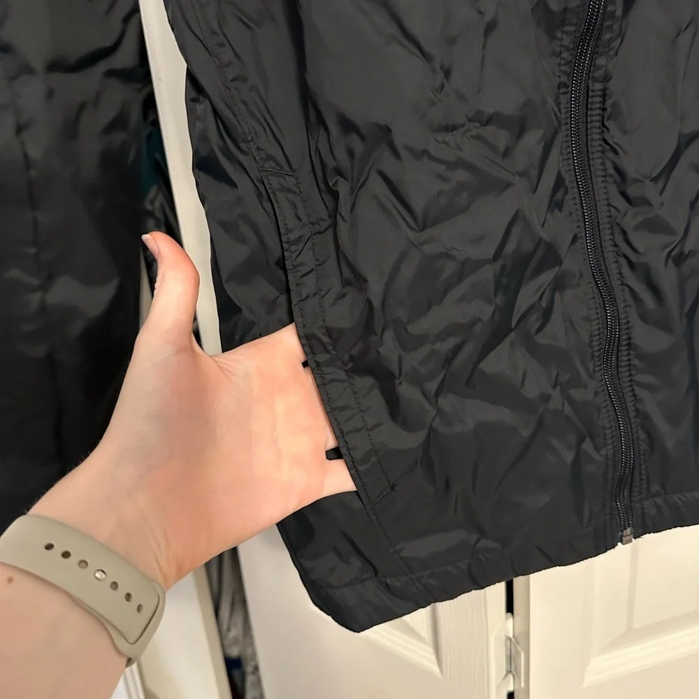 COPY - Columbia Black Rain Jacket